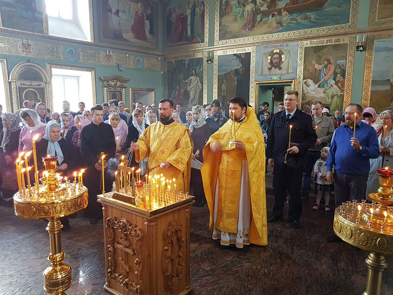 Димитриевская родительская суббота - день памяти всех усопших православных христиан