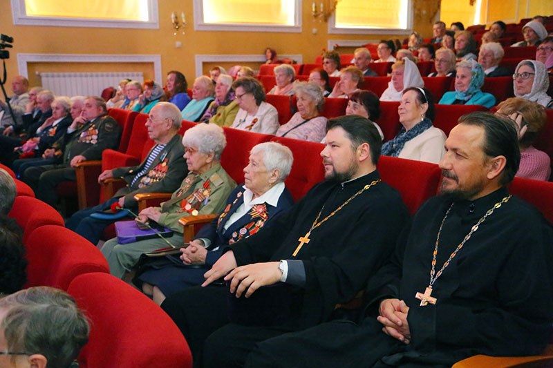 Встреча митрополита Георгия с ветеранами